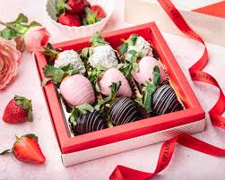 Perfect Boxes For Chocolate-Covered Strawberries